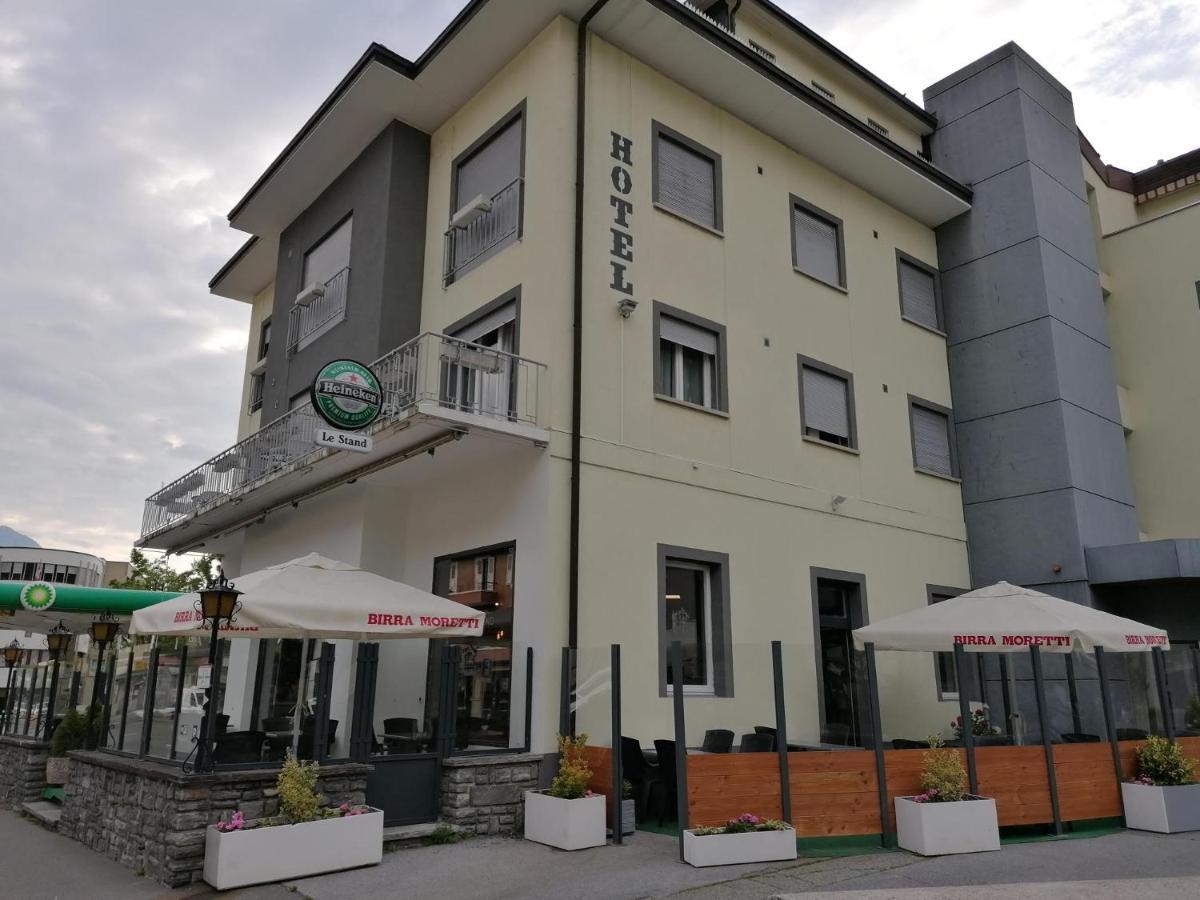 Du Stand Hotel